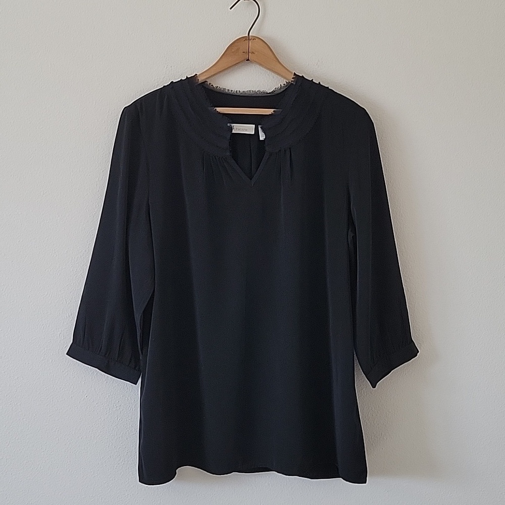 Chico's Black Raw Edge Vneck 3/4 Sleeve Blouse Size Large